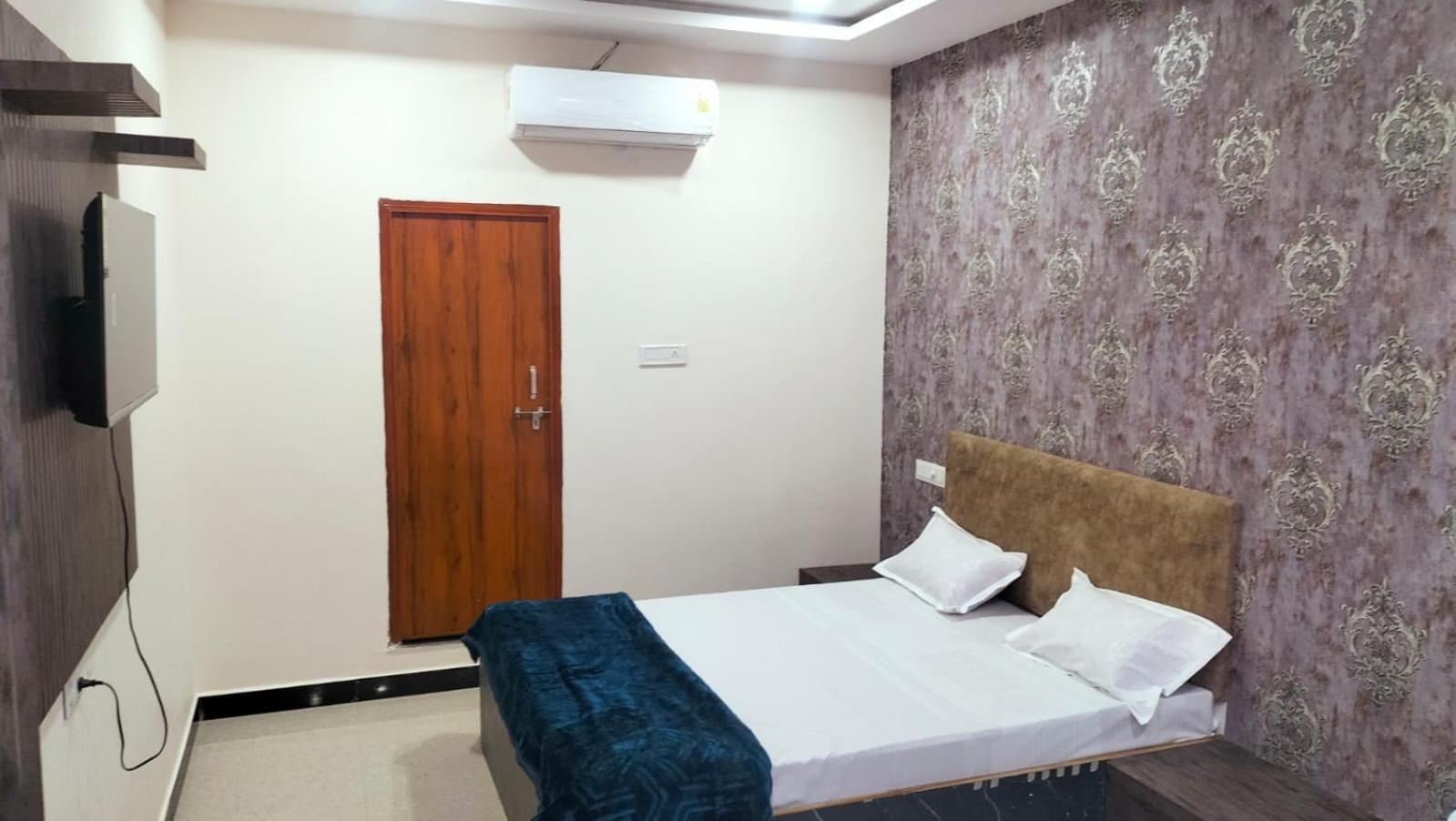 Hotel Somnath Inn Ujjain Dış mekan fotoğraf